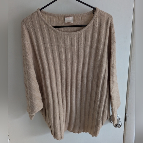 Kerisma Sweater Size Small/Medium Womens Dolman Sleeve Tan Beige Oversized Top - Picture 1 of 5